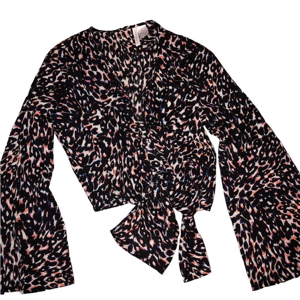 Sanctuary Black and Pink Patterned Blouse